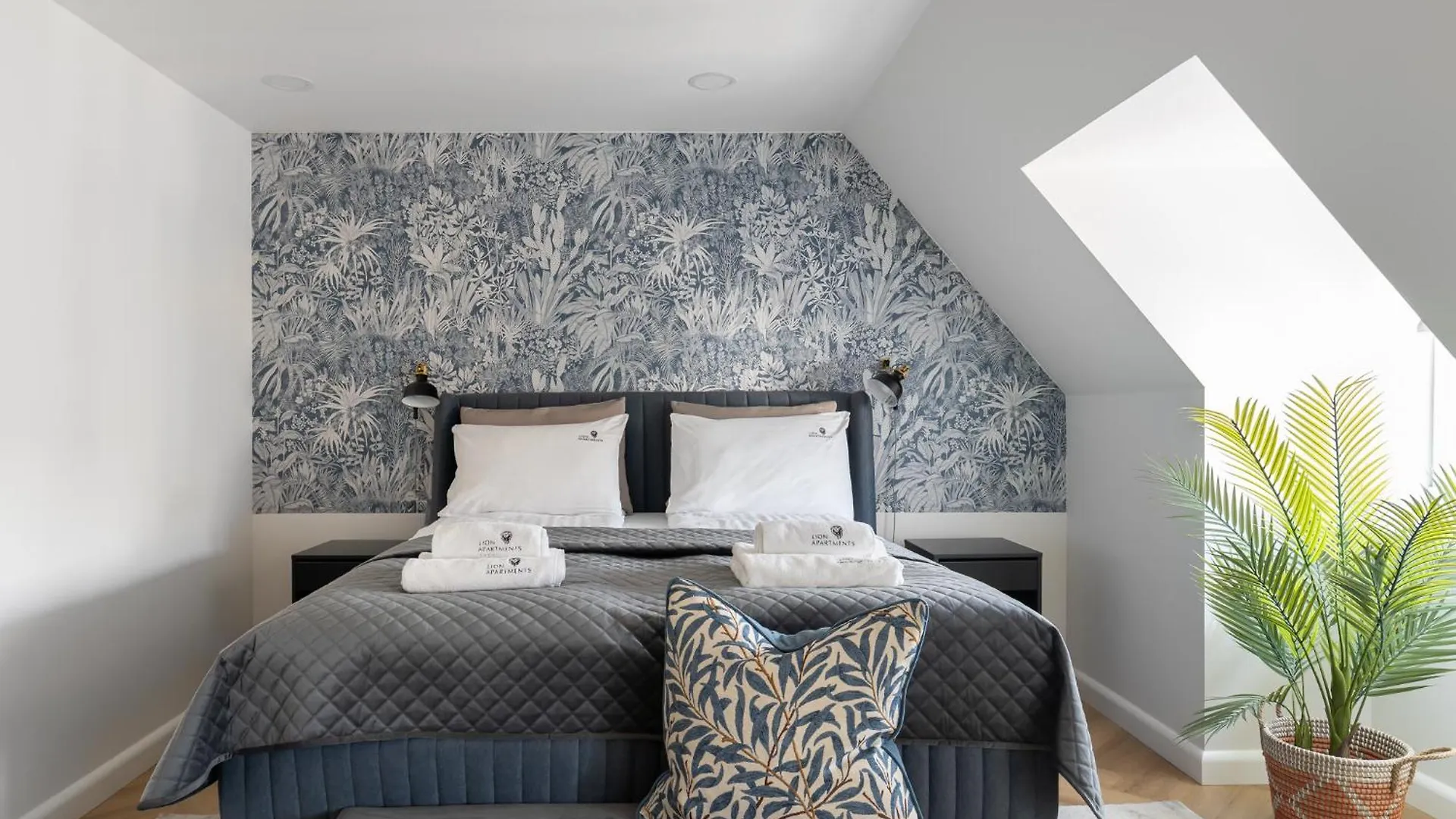 Casablanca - Top Floor Apartment Near The Beach By Lion Apartments Sopot